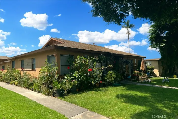 1136 W Broadway, Anaheim, California 92805