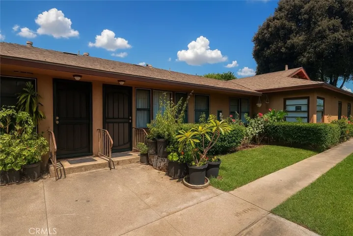1136 W Broadway, Anaheim, California 92805