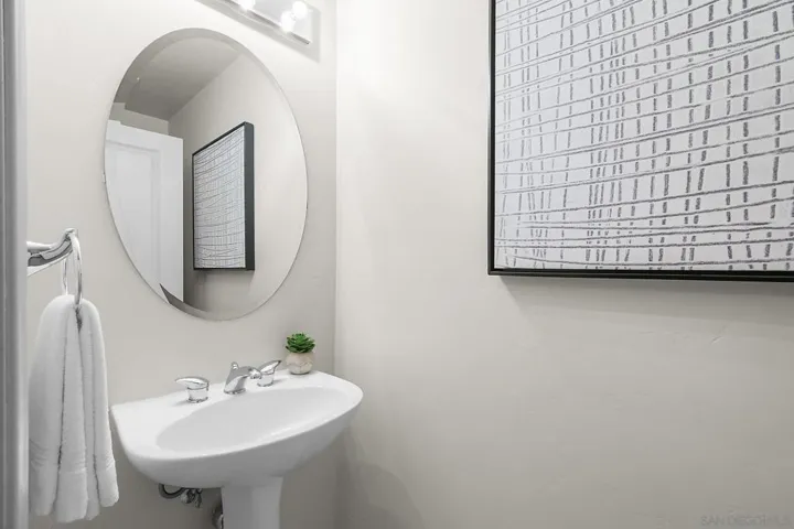 3211 5th Ave 203, San Diego, California 92103