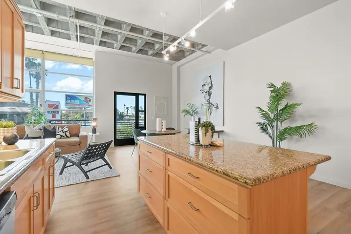 3211 5th Ave 203, San Diego, California 92103