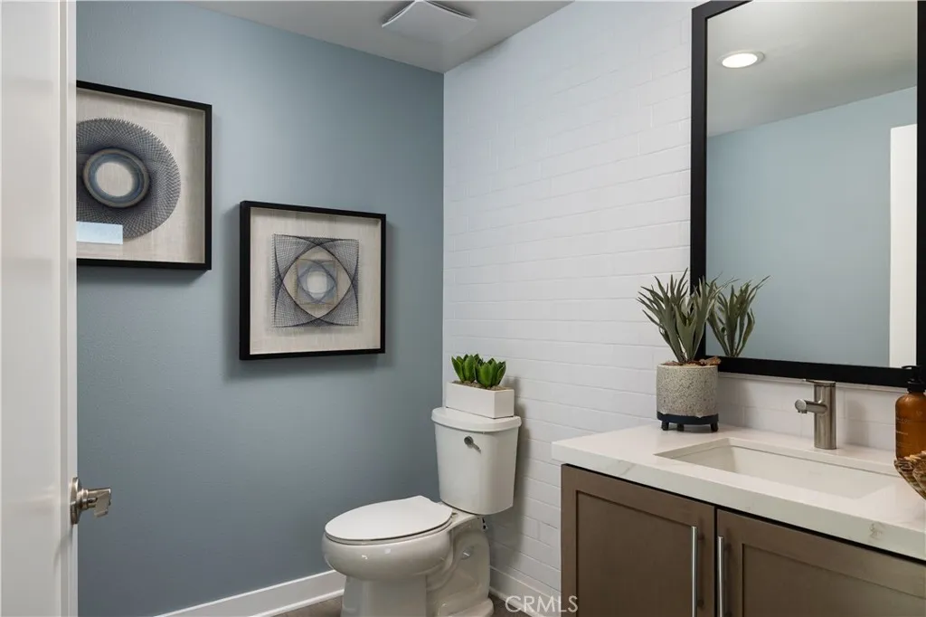 770 N Orange Street, La Habra, California 90631 home-pic-3