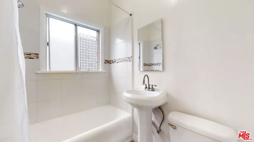 738 New Hampshire Avenue 506, Los Angeles, California 90005