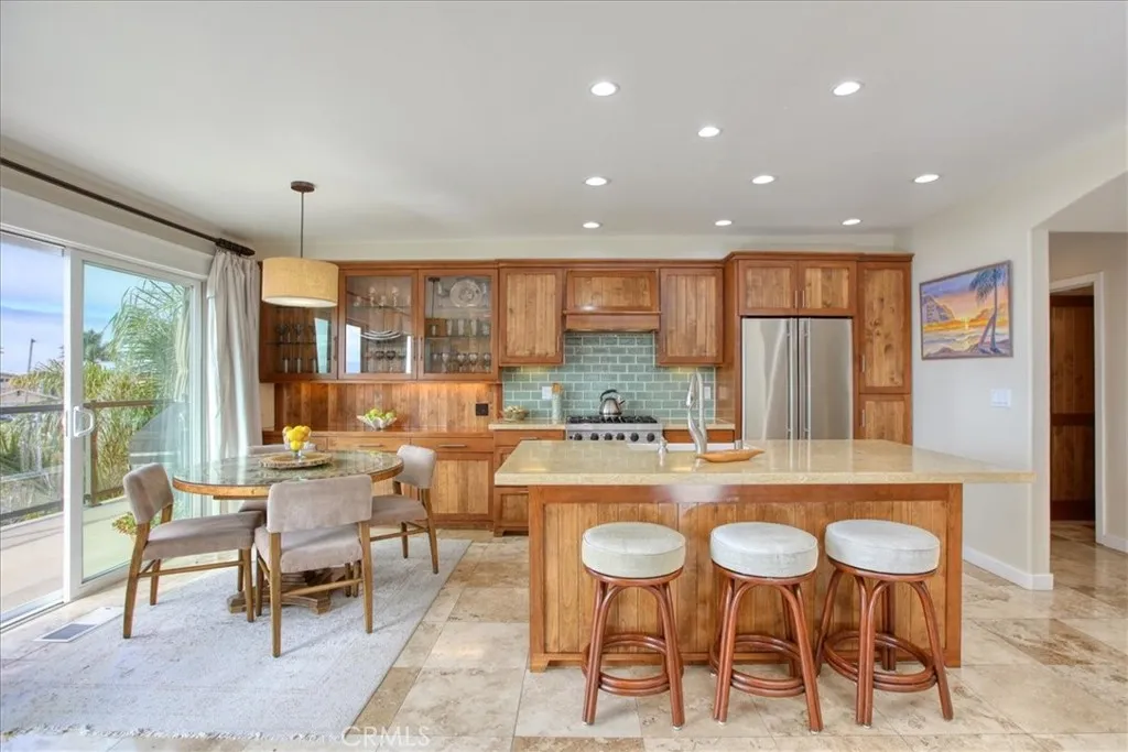 841 Visalia Street Street, Pismo Beach, California 93449 home-pic-16