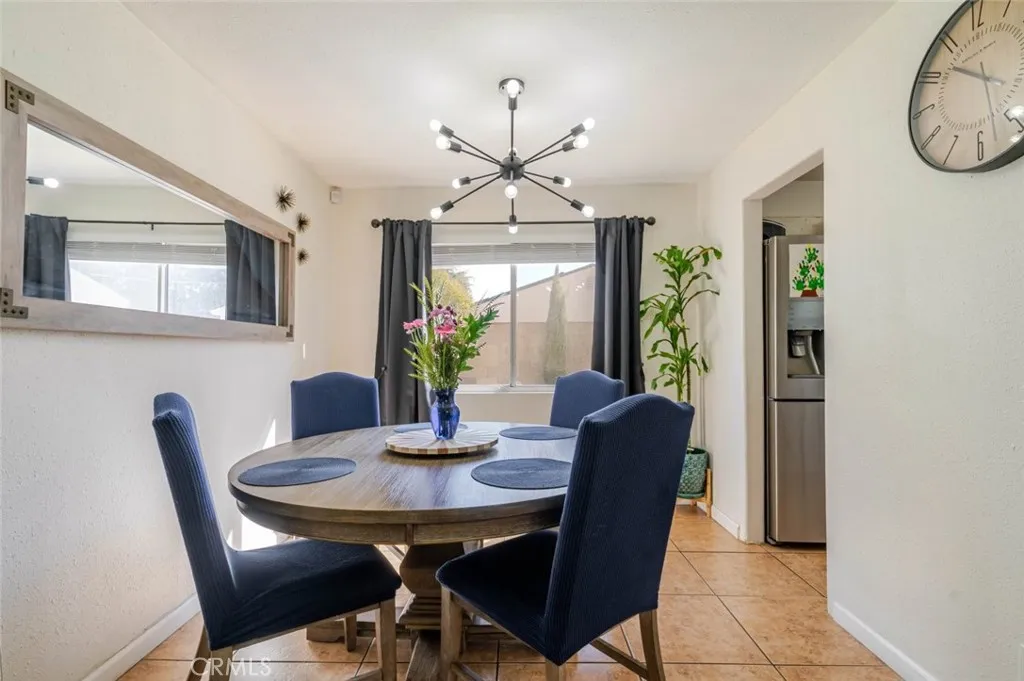 1208 E Avenue R2, Palmdale, California 93550 home-pic-13