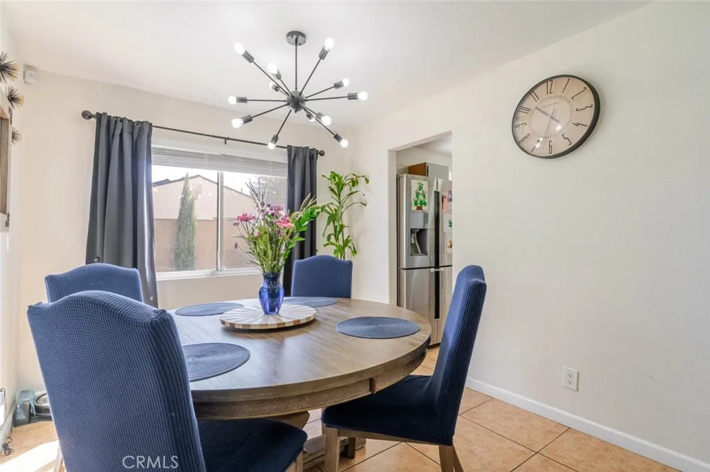 1208 E Avenue R2, Palmdale, California 93550 home-pic-15