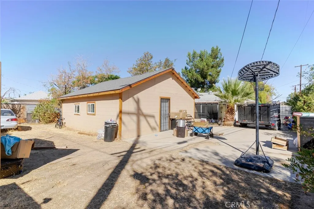 1208 E Avenue R2, Palmdale, California 93550 home-pic-26
