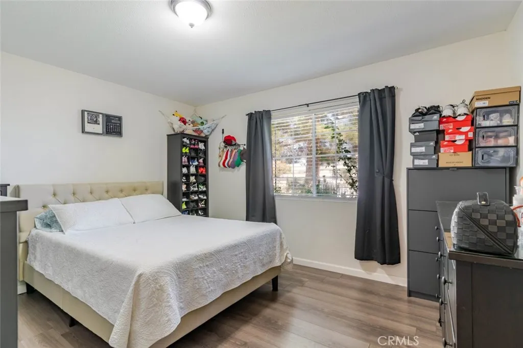 1208 E Avenue R2, Palmdale, California 93550 home-pic-20