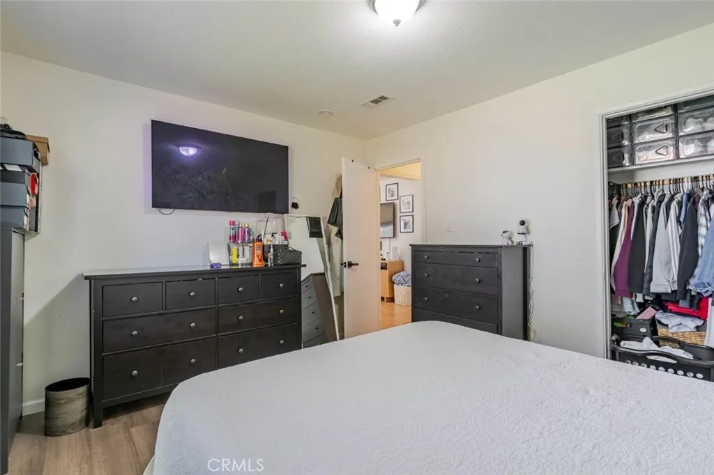 1208 E Avenue R2, Palmdale, California 93550 home-pic-21
