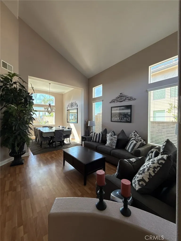 21626 Glen Canyon, Saugus, California 91390 home-pic-3