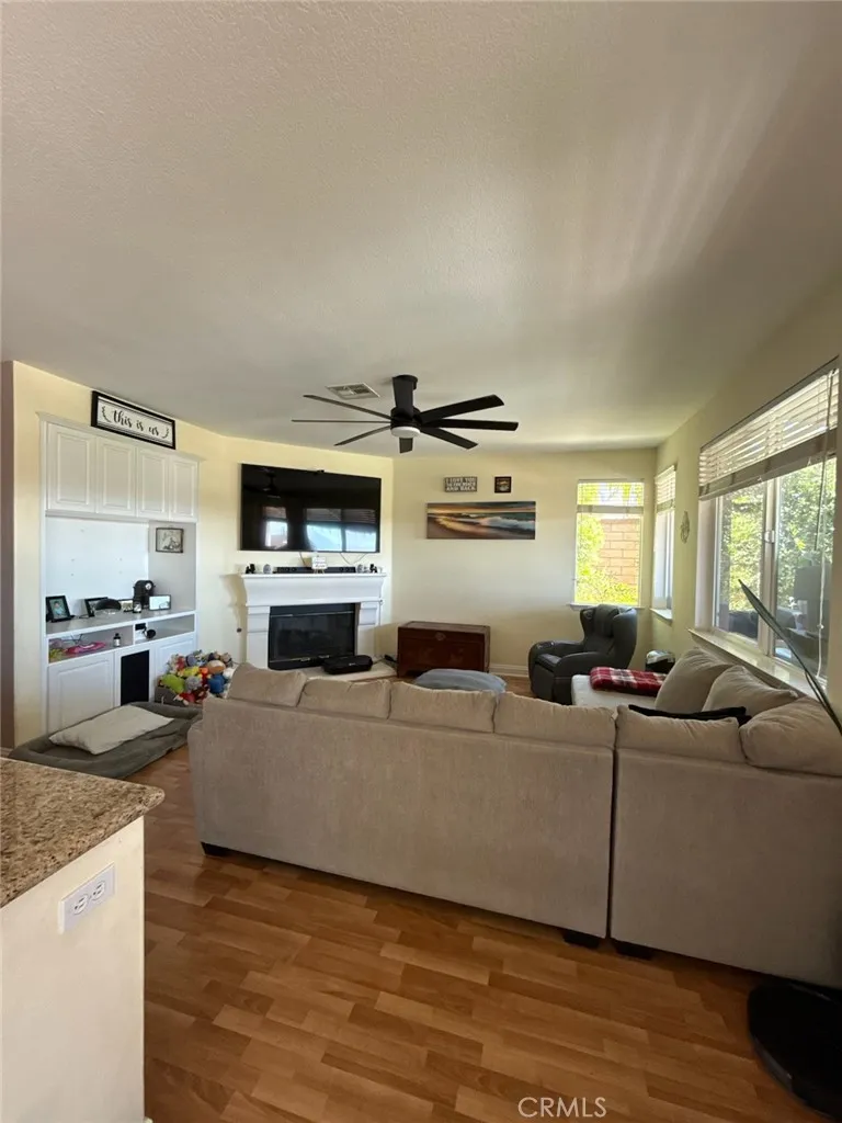 21626 Glen Canyon, Saugus, California 91390 home-pic-9