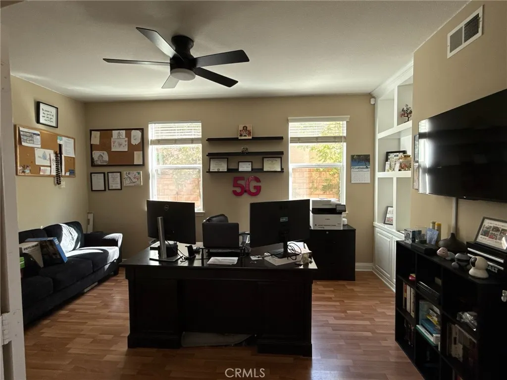21626 Glen Canyon, Saugus, California 91390 home-pic-5