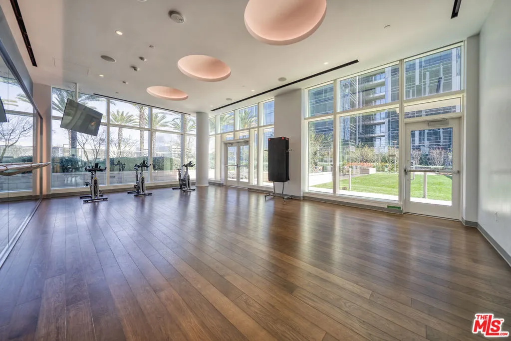 877 Francisco Street 1906, Los Angeles, California 90017 home-pic-30