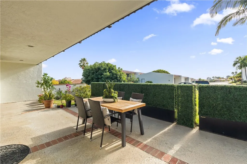 32541 Coastsite, Rancho Palos Verdes, California 90275 home-pic-13