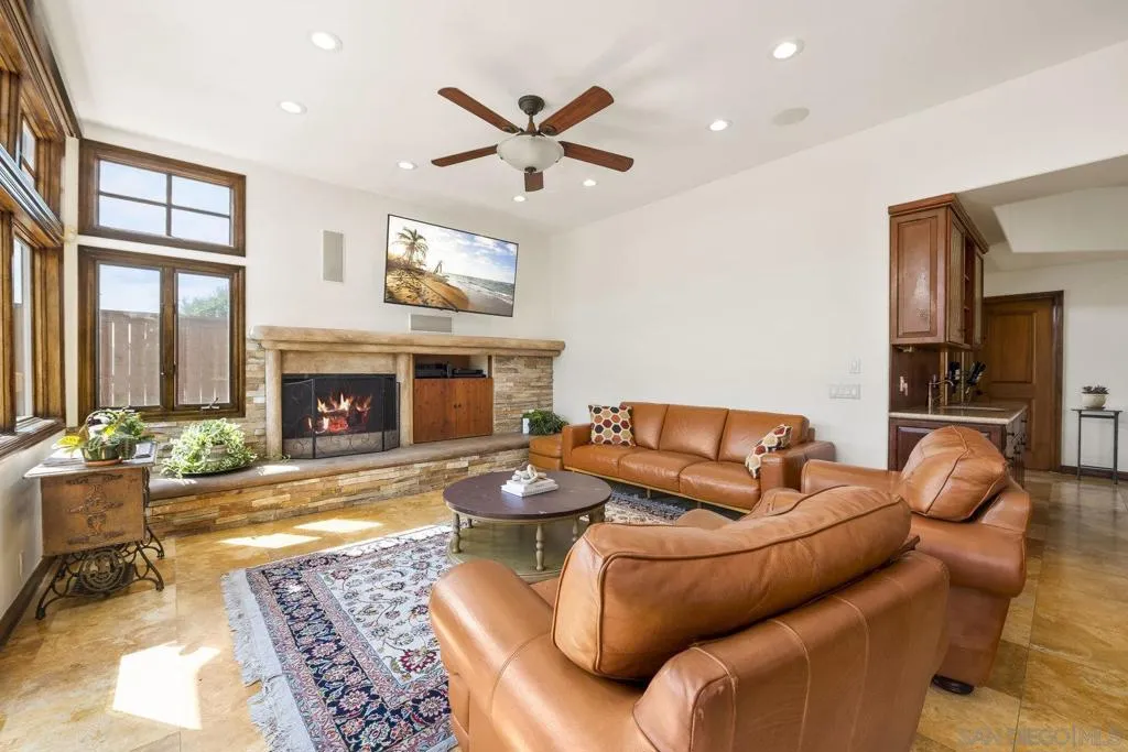 16019 Via Dicha, Rancho Santa Fe, California 92091 home-pic-23