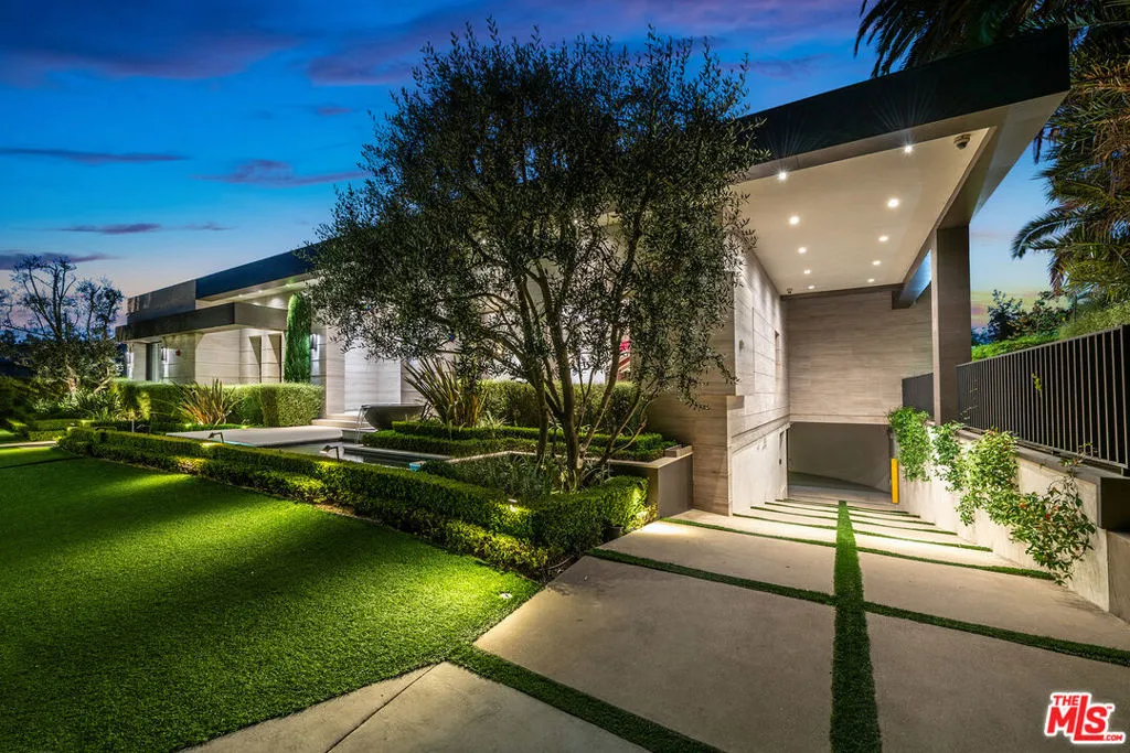 565 Evelyn Place, Beverly Hills, California 90210 home-pic-57