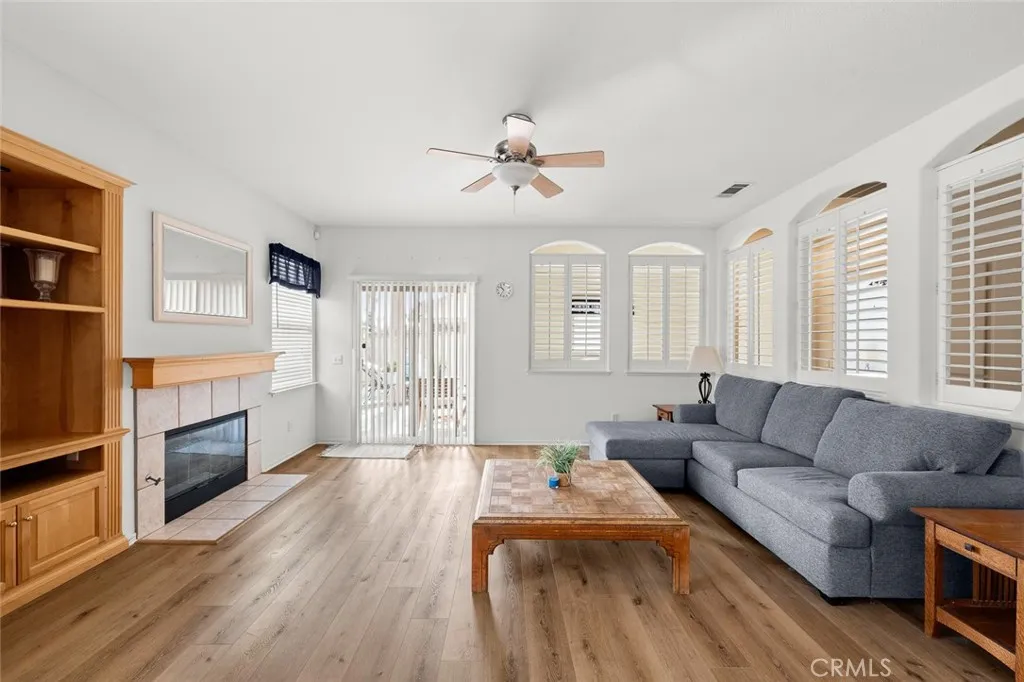28253 Harmony Lane, Menifee, California 92584 home-pic-8