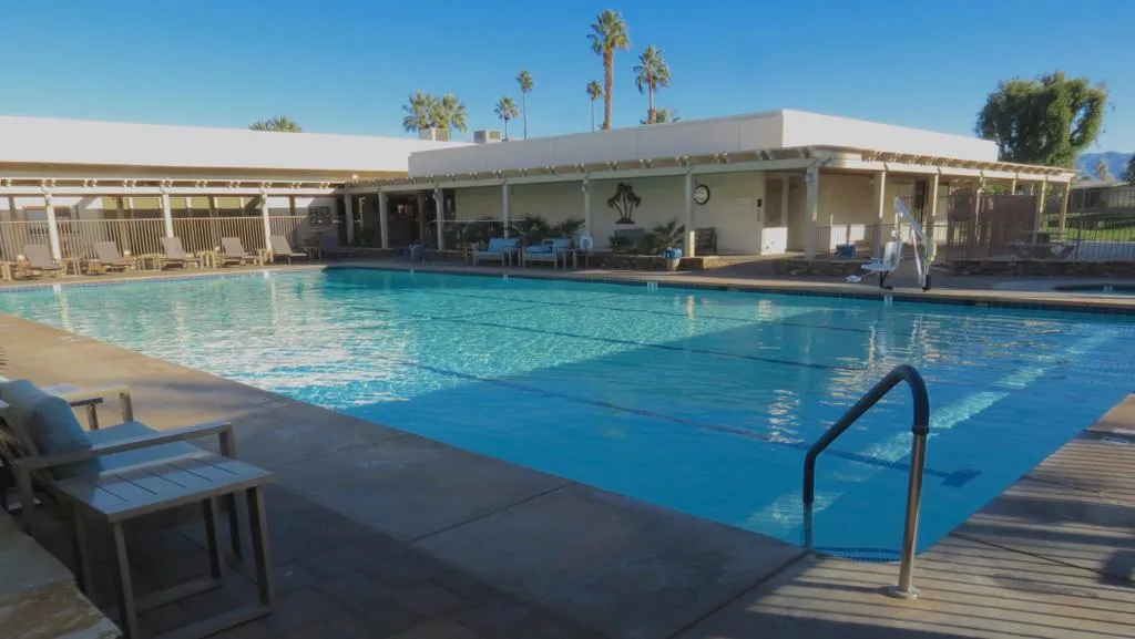 4.5 Pool 4
