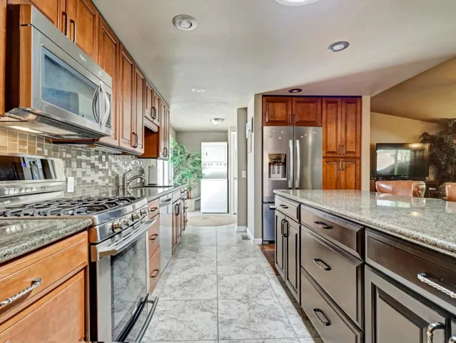 13-39500 Ciego Creek-13