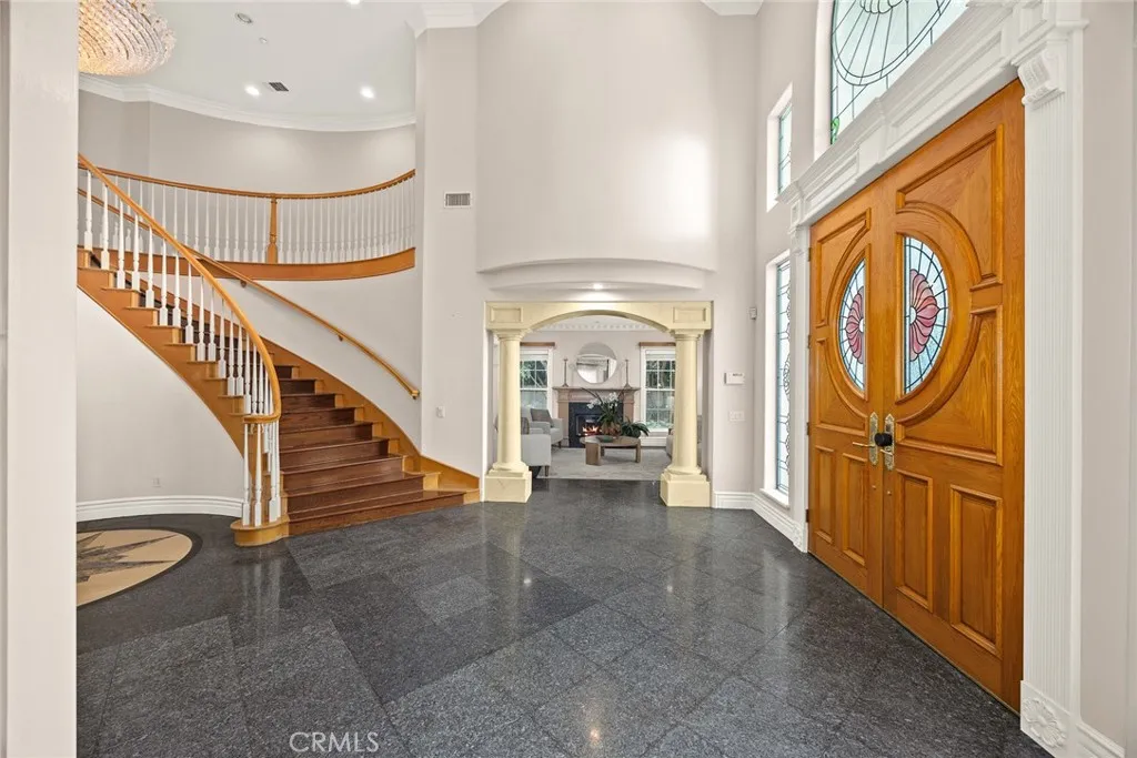 1118 S 6th Avenue, Arcadia, California 91006 home-pic-6