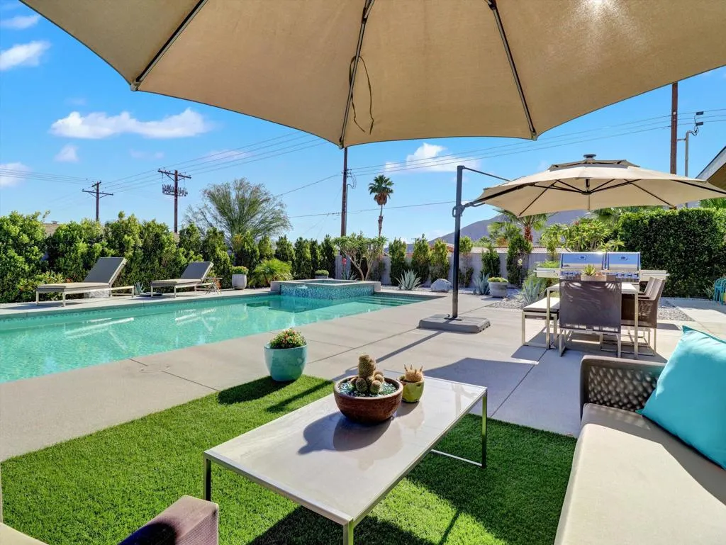 54050 Avenida Obregon, La Quinta, California 92253 home-pic-11