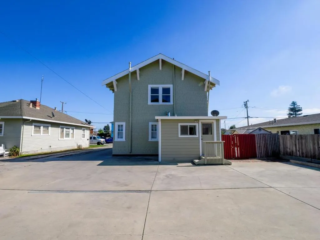 441 Center Street, Watsonville, California 95076 home-pic-26