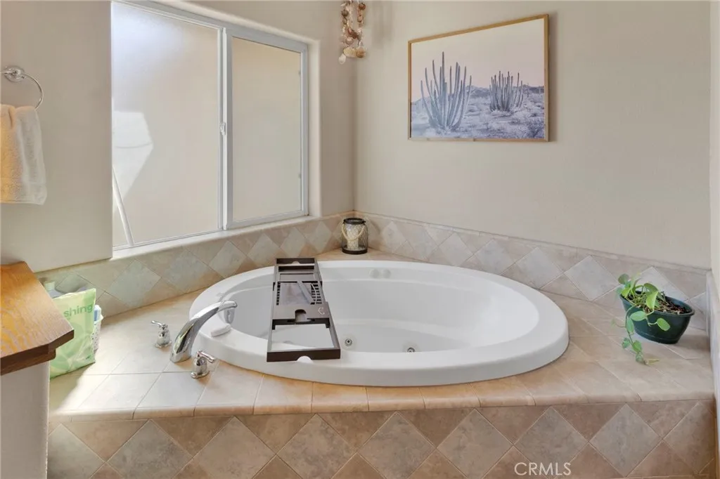 12871 Alta Vista, Pinon Hills, California 92372 home-pic-26