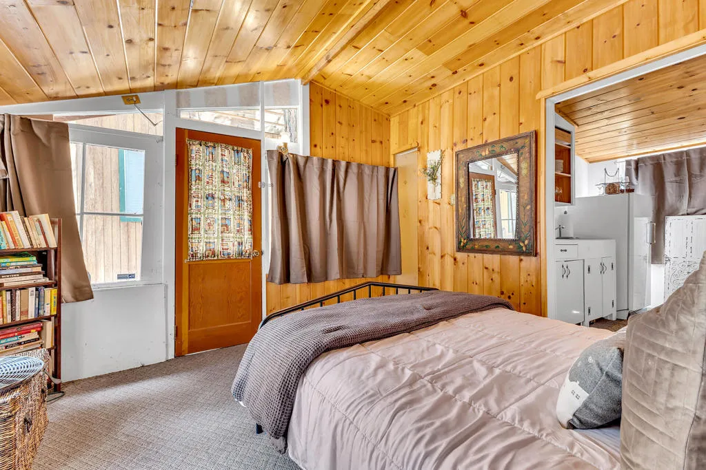 25437 Nestwa Trail, Idyllwild, California 92549 home-pic-47
