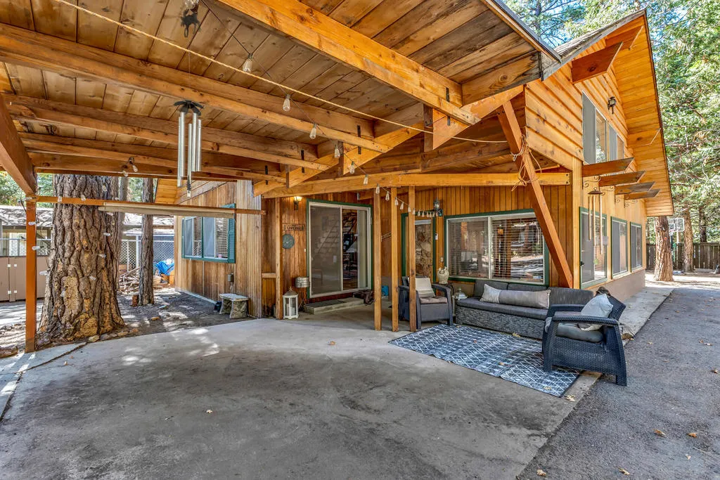 25437 Nestwa Trail, Idyllwild, California 92549 home-pic-2