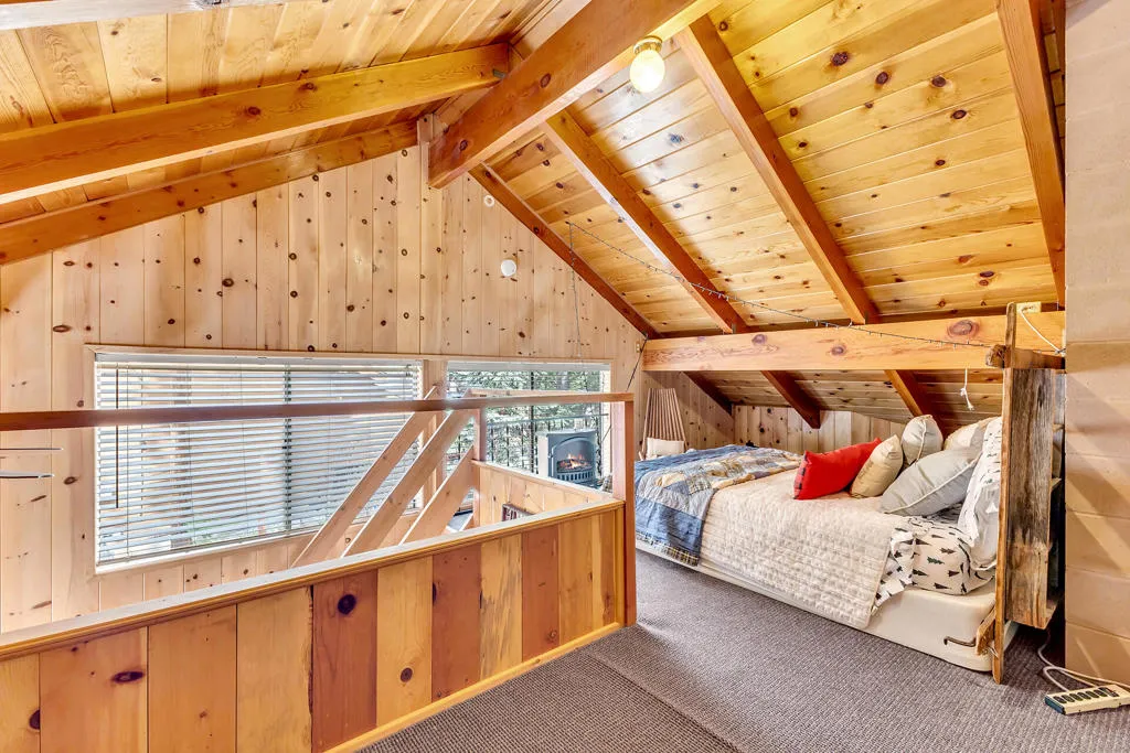 25437 Nestwa Trail, Idyllwild, California 92549 home-pic-39