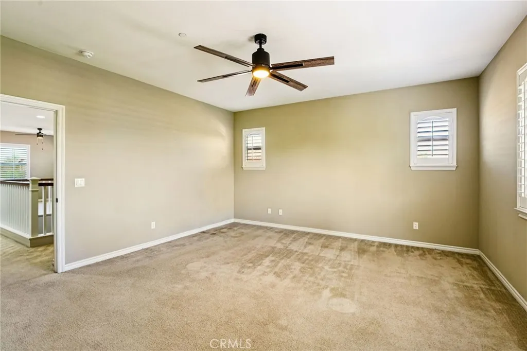 35056 Knollview, Winchester, California 92596 home-pic-16