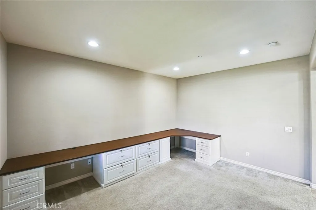 35056 Knollview, Winchester, California 92596 home-pic-11
