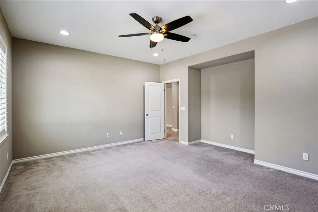 35056 Knollview, Winchester, California 92596 home-pic-22