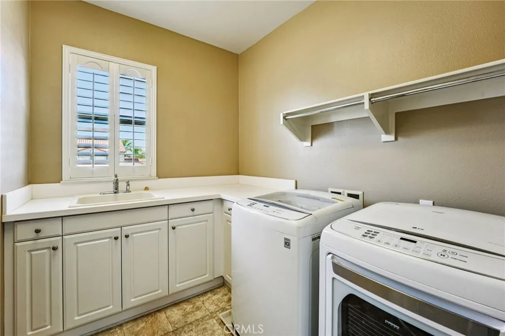 35056 Knollview, Winchester, California 92596 home-pic-31