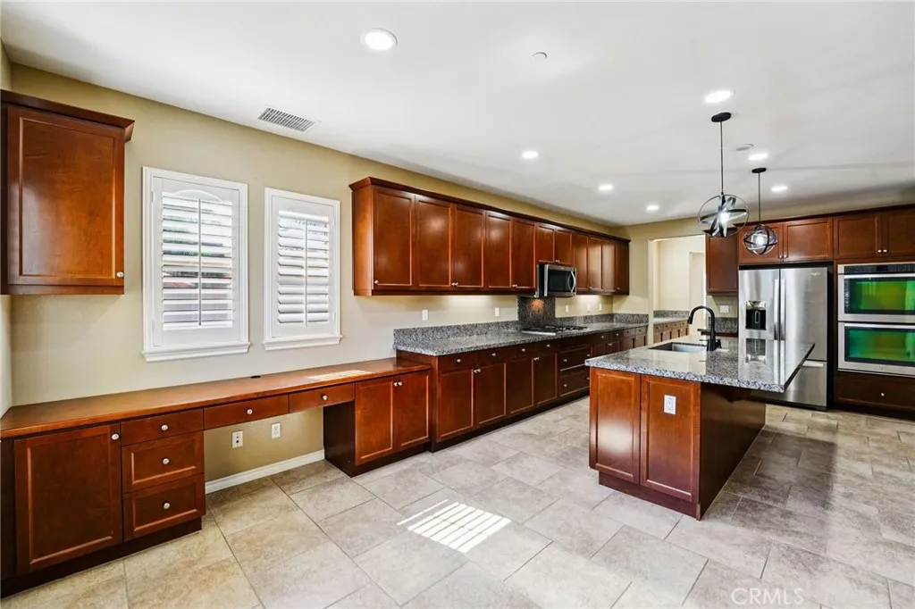 35056 Knollview, Winchester, California 92596 home-pic-6