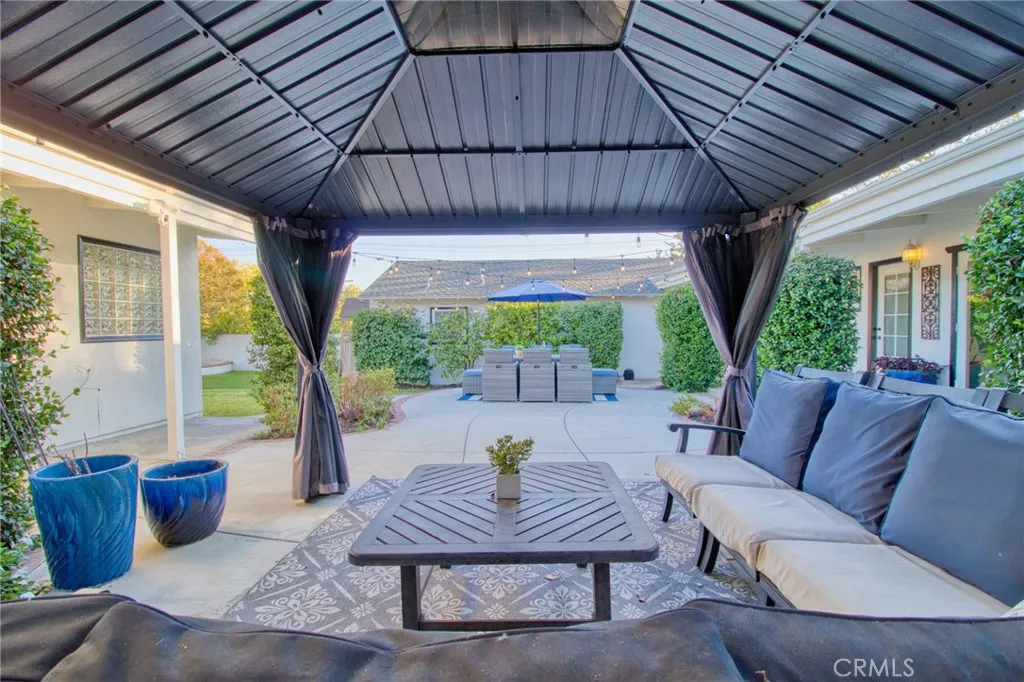 1404 N Euclid Avenue, Upland, California 91786 home-pic-54