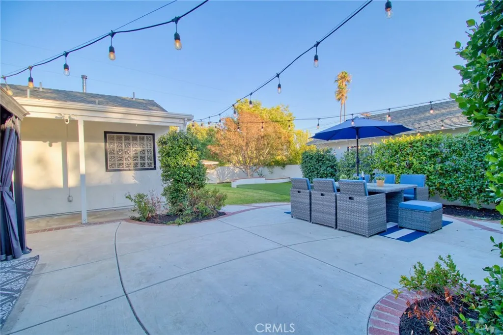 1404 N Euclid Avenue, Upland, California 91786 home-pic-53