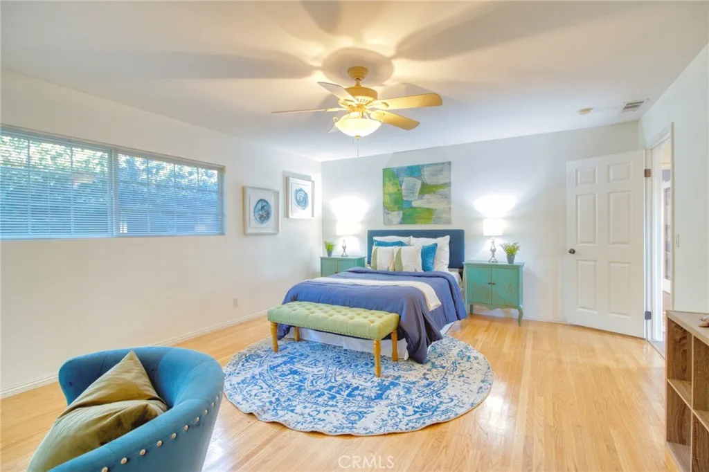 1404 N Euclid Avenue, Upland, California 91786 home-pic-42