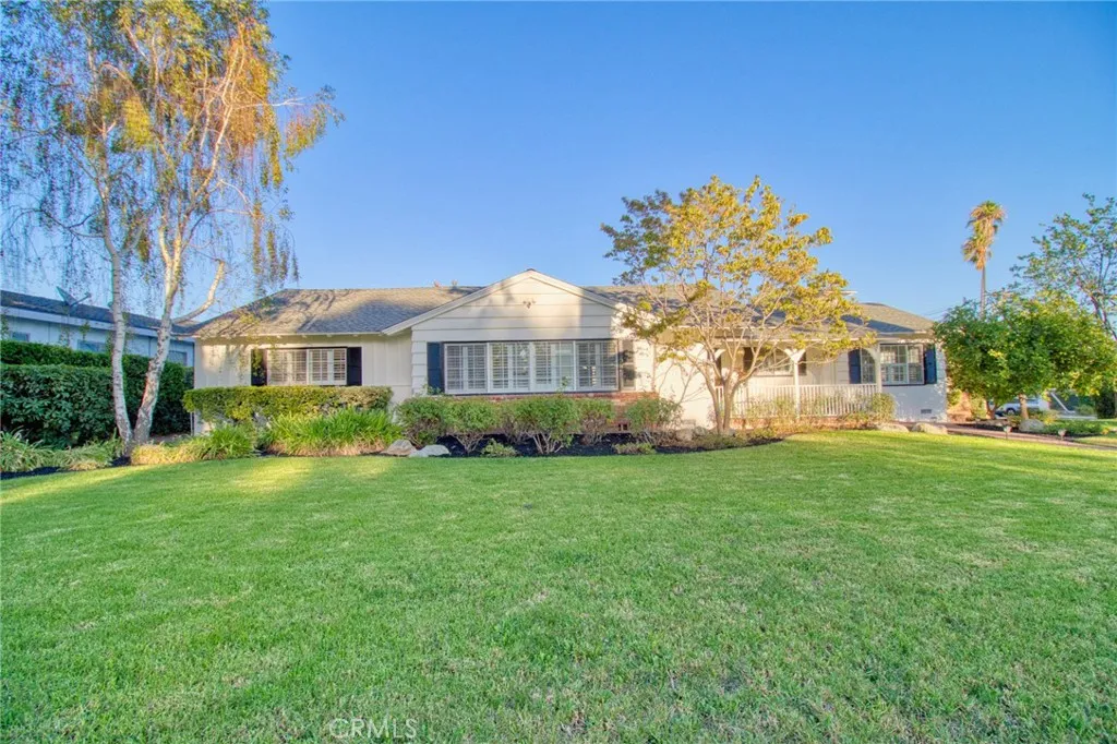 1404 N Euclid Avenue, Upland, California 91786 home-pic-57