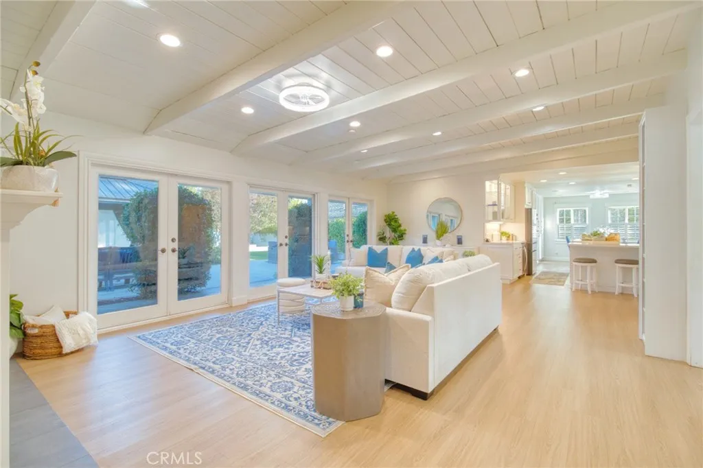 1404 N Euclid Avenue, Upland, California 91786 home-pic-6