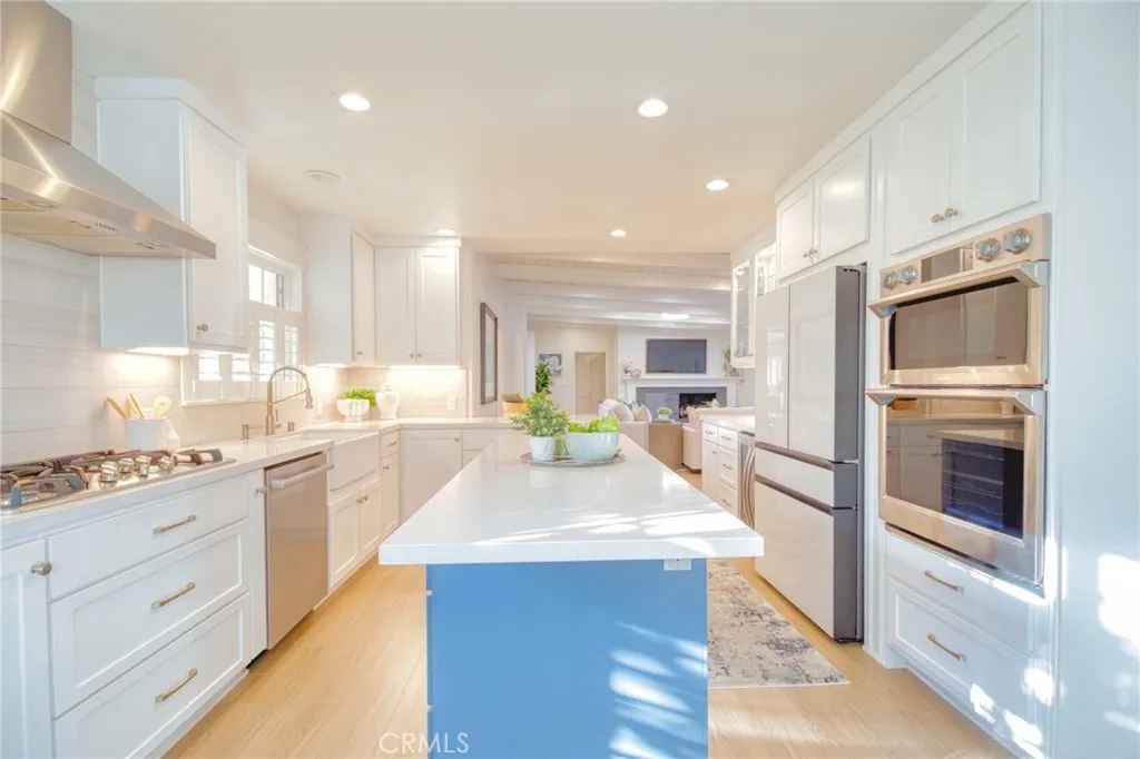 1404 N Euclid Avenue, Upland, California 91786 home-pic-13