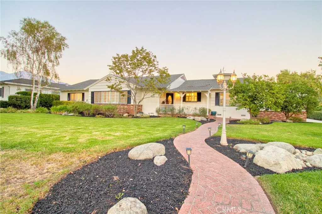 1404 N Euclid Avenue, Upland, California 91786 home-pic-2