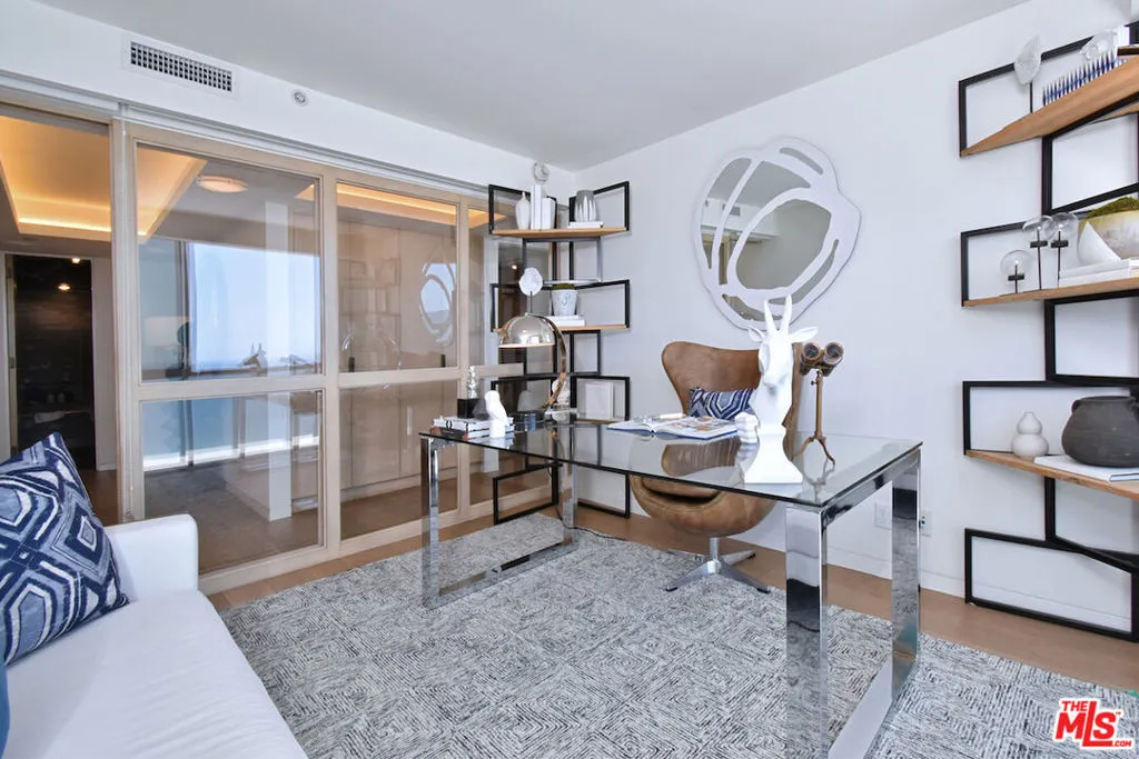 201 Ocean Avenue 906p, Santa Monica, California 90402 home-pic-16