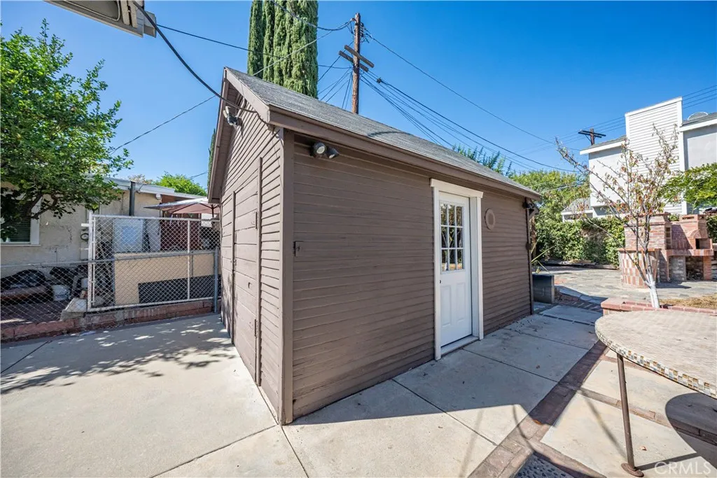 2325 White Street, Pasadena, California 91107 home-pic-25