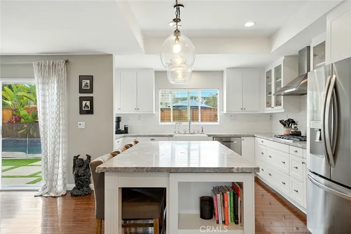 18152 Fieldbury Lane, Huntington Beach, California 92647