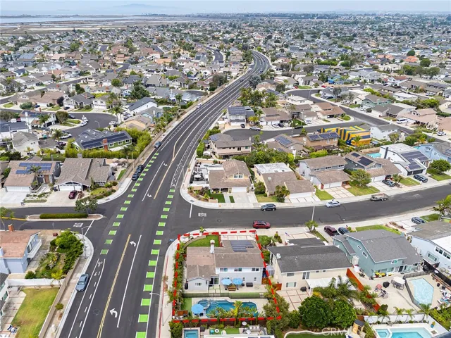 18152 Fieldbury Lane, Huntington Beach, California 92647