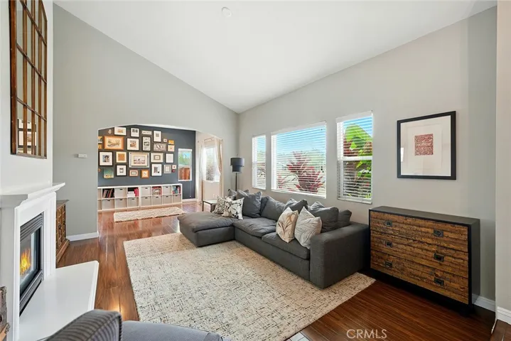 18152 Fieldbury Lane, Huntington Beach, California 92647