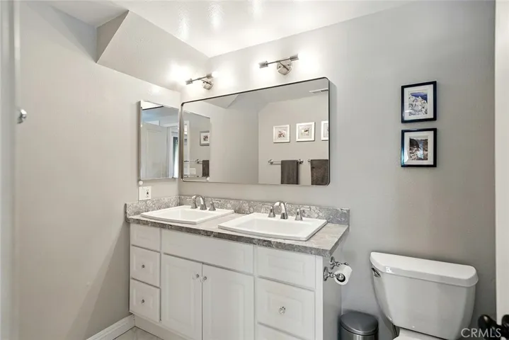 18152 Fieldbury Lane, Huntington Beach, California 92647