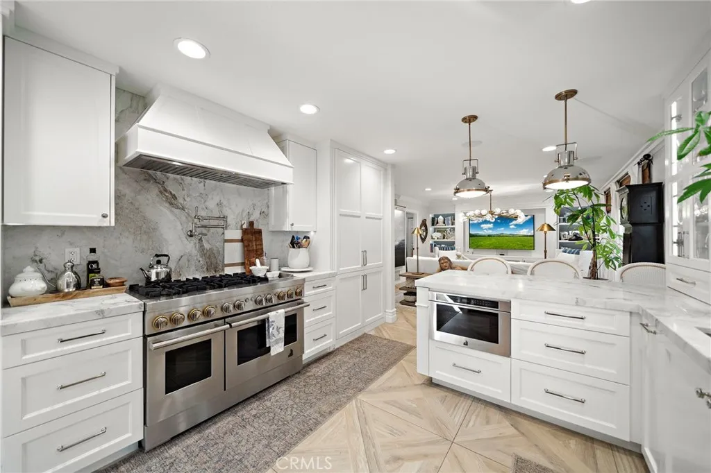 6 Blue Ridge, Irvine, California 92620 home-pic-16
