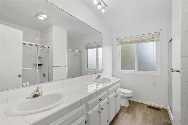 3135 Crela Street, Bonita, California 91902