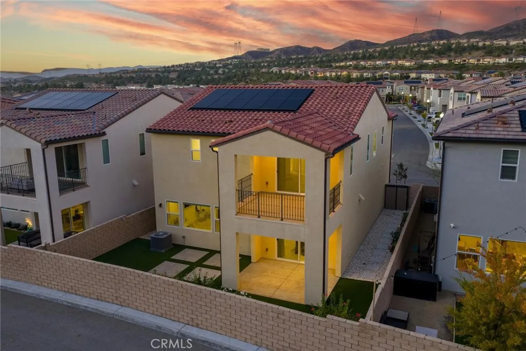 19230 Blackthorn Drive, Saugus, California 91351 home-pic-31